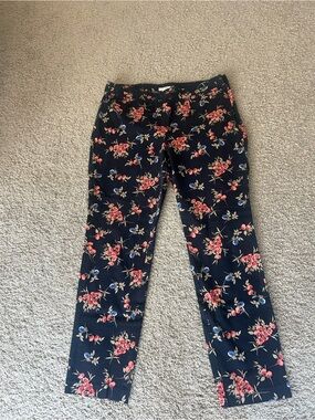 J. Jill Black Straight-Leg Pants with Coral & Blue Floral Print